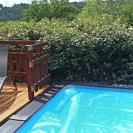 Le Du Lac: Seasonal Retreat With Private Pool * Beaulieu (Cantal)